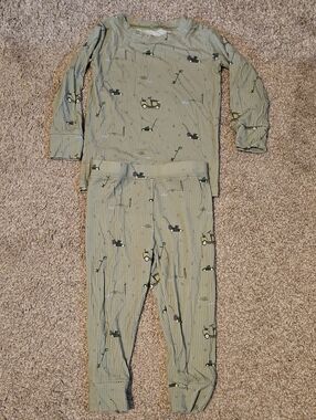 NWOT Brave Little Ones Ribbed Bamboo Pajama Set Lawn Mower Green 12 To 18 Months